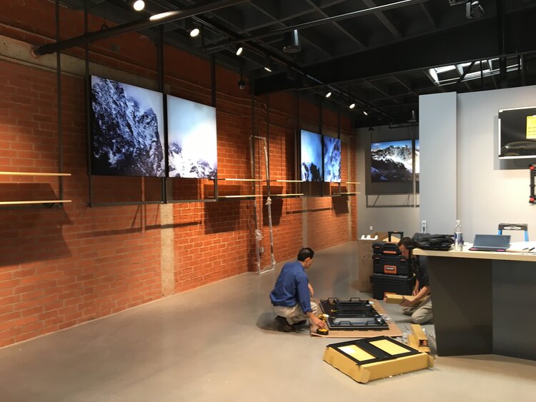 Arc’Teryx Interior Store Construction